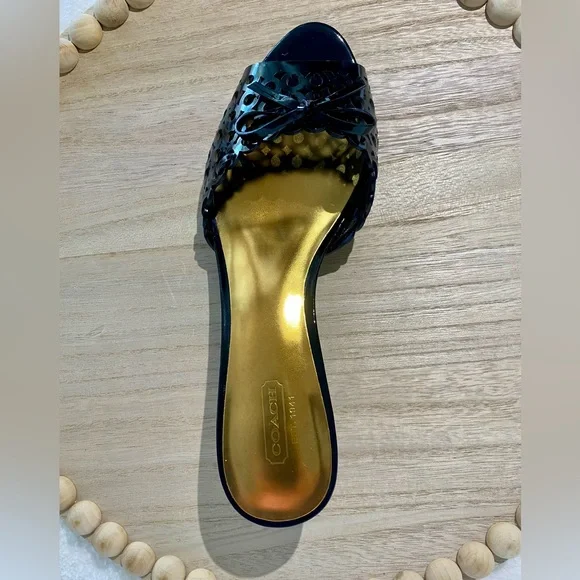 COACH - IZABEL - Size 8.5B - black patent-leather kitten heels **25% OFF** - Picture 5 of 9
